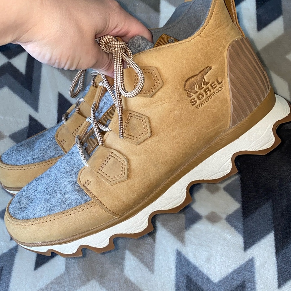 Sorrel booties
